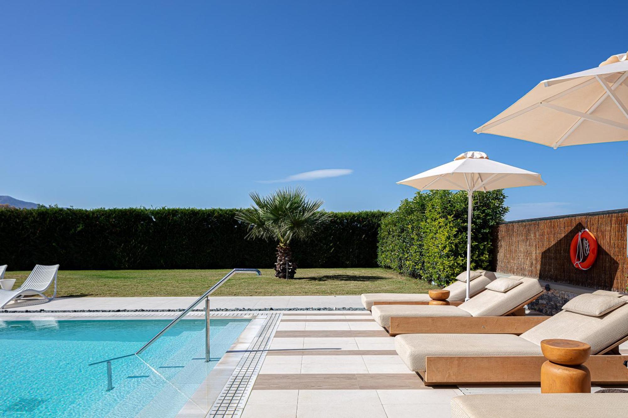 Terrazzo Luxury Villas Pigianos Kampos  Exterior foto